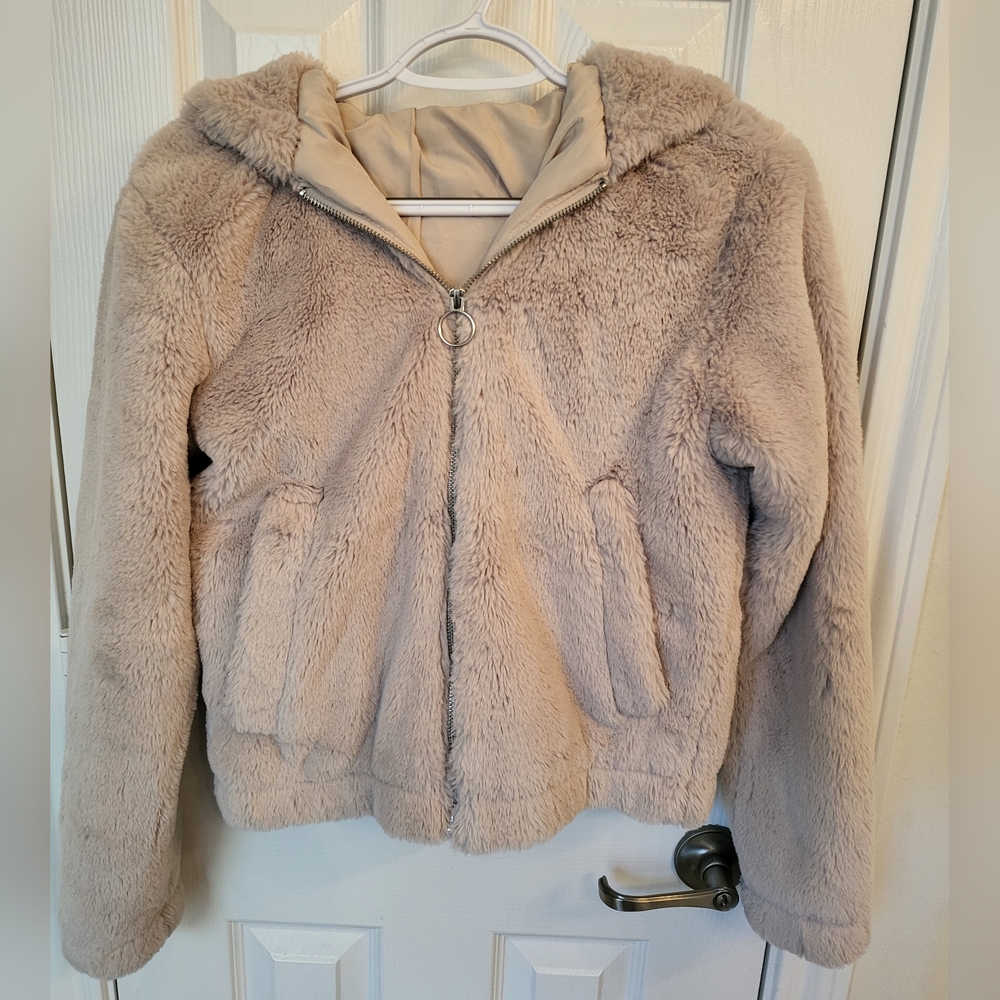 Faux fur jacket, cream XXS